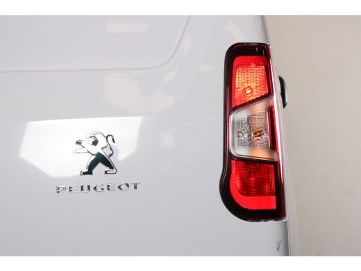 Peugeot Partner 50kWh 136PK L1 | 3-zits | Navi | Airco | Cruise | Dodehoeksensoren | Parkeersensoren V+A | ActivLease financial lease