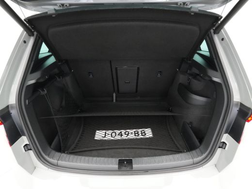 Skoda Karoq 1.5 TSI ACT 150pk DSG Sportline Business Navigatie CantonSound Stoelverwarming Camera Carplay Sid... ActivLease financial lease