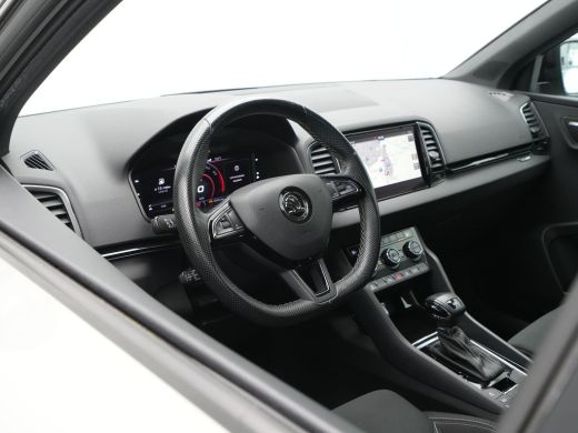 Skoda Karoq 1.5 TSI ACT 150pk DSG Sportline Business Navigatie CantonSound Stoelverwarming Camera Carplay Sid... ActivLease financial lease