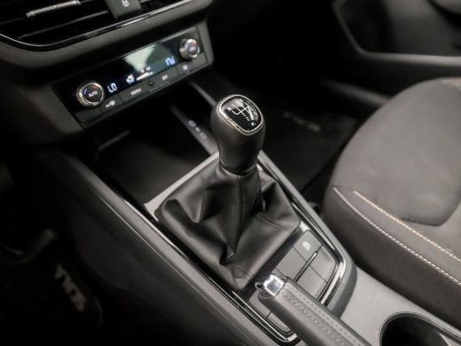 Skoda Scala 1.0 TSI Sportline (FACELIFT, APPLE CARPLAY, GROOT NAVI, CLIMATE, GETINT GLAS, SPORTSTOELEN, LM VE... ActivLease financial lease