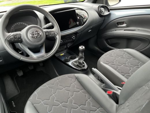 Toyota Aygo 1.0 VVT-i MT Envy | Uit voorraad leverbaar! | ActivLease financial lease