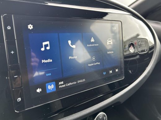 Toyota Aygo 1.0 VVT-i MT Play (Navigatie - Adaptive) ActivLease financial lease