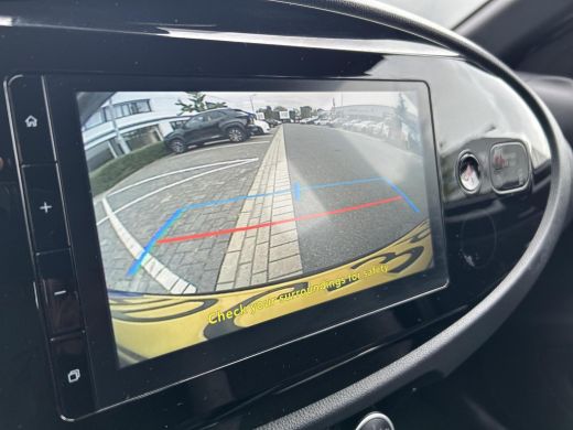 Toyota Aygo 1.0 VVT-i MT Play (Navigatie - Adaptive) ActivLease financial lease