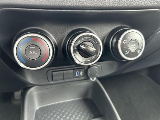 Toyota Aygo 1.0 VVT-i MT Play (Navigatie - Adaptive) ActivLease financial lease