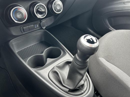 Toyota Aygo 1.0 VVT-i MT Play (Navigatie - Adaptive) ActivLease financial lease