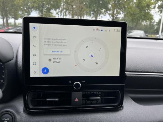 Toyota Yaris 1.5 Hybrid 130 Executive | Ash Grey Metallic | Direct uit voorraad leverbaar ActivLease financial lease