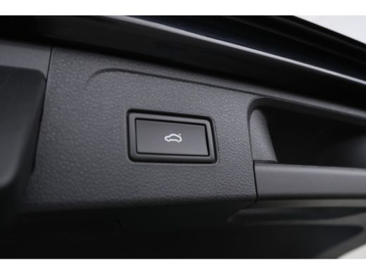 Volkswagen Passat Variant 1.4 TSI PHEV GTE Business Automaat, Digital dash, Panorama dak, Volleder! ActivLease financial lease