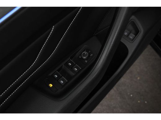 Volkswagen Passat Variant 1.4 TSI PHEV GTE Business Automaat, Digital dash, Panorama dak, Volleder! ActivLease financial lease