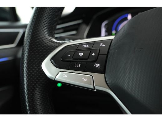 Volkswagen Passat Variant 1.4 TSI PHEV GTE Business Automaat, Digital dash, Panorama dak, Volleder! ActivLease financial lease