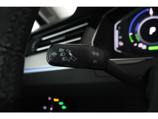 Volkswagen Passat Variant 1.4 TSI PHEV GTE Business Automaat, Digital dash, Panorama dak, Volleder! ActivLease financial lease