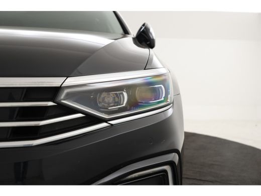 Volkswagen Passat Variant 1.4 TSI PHEV GTE Business Automaat, Digital dash, Panorama dak, Volleder! ActivLease financial lease