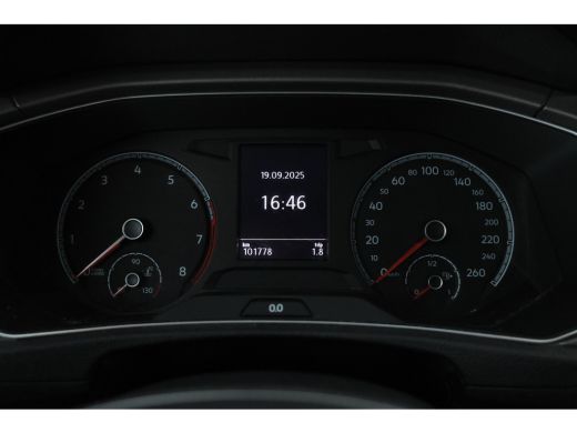 Volkswagen T-Roc 1.5 TSI Sport Automaat, Apple carplay, Panorama ActivLease financial lease