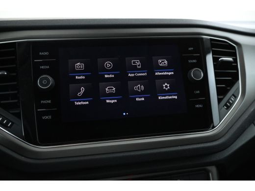 Volkswagen T-Roc 1.5 TSI Sport Automaat, Apple carplay, Panorama ActivLease financial lease