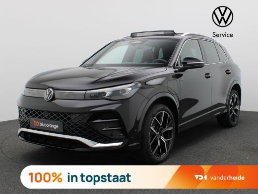 Volkswagen Tiguan 1.5 eHybrid R-Line Edition 272PK DSG Pano-Schuifdak, 360gr. camera, Adaptieve Cruise Controle, Ma... Volkswagen Tiguan 1.5 eHybrid R-Line Edition 272PK DSG Pano-Schuifdak, 360gr. camera, Adaptieve Cruise Controle, Ma...