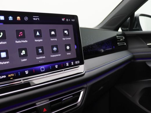 Volkswagen Tiguan 1.5 eHybrid R-Line Edition 272PK DSG Trekhaak, Pano-Schuifdak, Lederen Bekleding, 360gr. Camera, ... ActivLease financial lease
