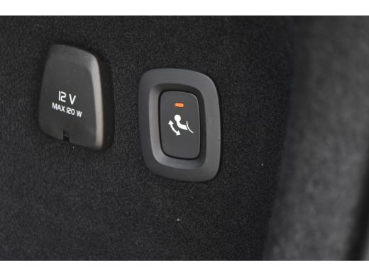 Volvo  V60 T6 AWD Plus Dark | Panoramadak | Trekhaak | 360cam | ActivLease financial lease