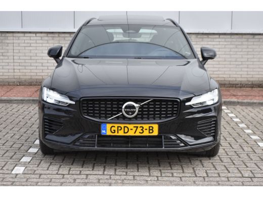 Volvo  V60 T6 AWD Plus Dark | Panoramadak | Trekhaak | 360cam | ActivLease financial lease