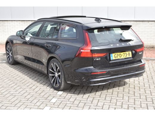 Volvo  V60 T6 AWD Plus Dark | Panoramadak | Trekhaak | 360cam | ActivLease financial lease