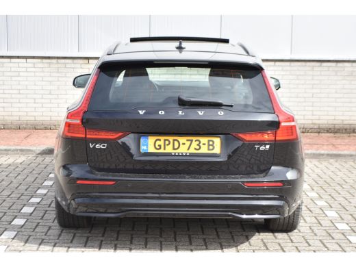 Volvo  V60 T6 AWD Plus Dark | Panoramadak | Trekhaak | 360cam | ActivLease financial lease