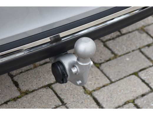 Volvo  V60 T6 Essential Bright | BLISS | Verwarmbare Voorstoelen, Stuurwiel & Achterbank | Trekhaak | ActivLease financial lease