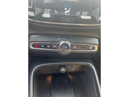 Volvo  XC40 1.5 T5 Recharge Inscription | Trekhaak | 360 graden camera | Navigatie | Elektrische bestuurderst... ActivLease financial lease