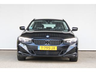 BMW 3 Serie Touring 320e | Facelift | 18 inch | Carplay |