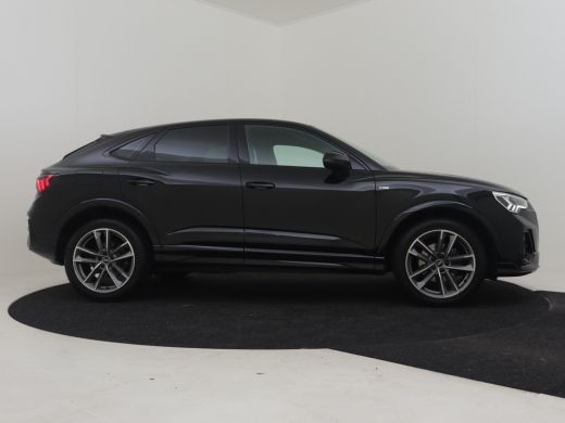 Audi Q3 35 TFSI S Edition 150pk AUT | Achteruitrijcamera | Apple Carplay Android Auto | Navigatie | Matri... ActivLease financial lease