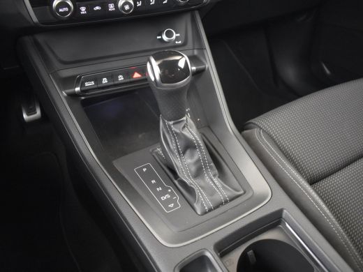Audi Q3 35 TFSI S Edition 150pk AUT | Achteruitrijcamera | Apple Carplay Android Auto | Navigatie | Matri... ActivLease financial lease