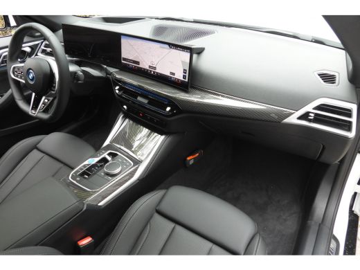 BMW i4 eDrive40 High Executive M Sport / Schuif-kanteldak / Comfort Access / Stoelverwarming / Adaptieve... ActivLease financial lease