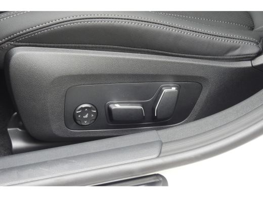 BMW i4 eDrive40 High Executive M Sport / Schuif-kanteldak / Comfort Access / Stoelverwarming / Adaptieve... ActivLease financial lease