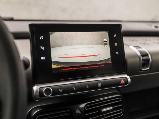 Citroën C4 Cactus 1.2 PureTech Sport (APPLE CARPLAY, GROOT NAVI, CLIMATE, CAMERA, GETINT GLAS, SPORTSTOELEN, CRUISE... ActivLease financial lease