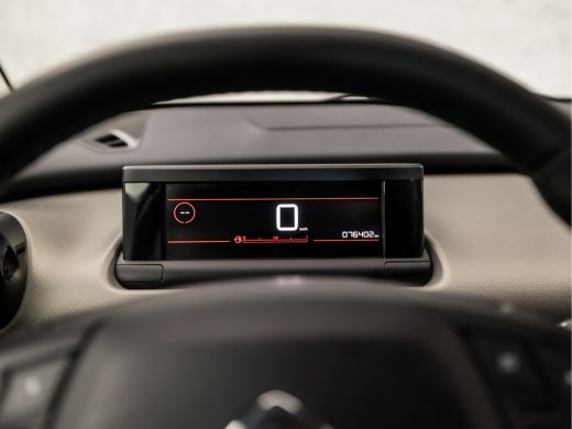 Citroën C4 Cactus 1.2 PureTech Sport (APPLE CARPLAY, GROOT NAVI, CLIMATE, CAMERA, GETINT GLAS, SPORTSTOELEN, CRUISE... ActivLease financial lease