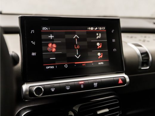 Citroën C4 Cactus 1.2 PureTech Sport (APPLE CARPLAY, GROOT NAVI, CLIMATE, CAMERA, GETINT GLAS, SPORTSTOELEN, CRUISE... ActivLease financial lease