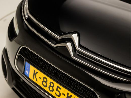 Citroën C4 Cactus 1.2 PureTech Sport (APPLE CARPLAY, GROOT NAVI, CLIMATE, CAMERA, GETINT GLAS, SPORTSTOELEN, CRUISE... ActivLease financial lease