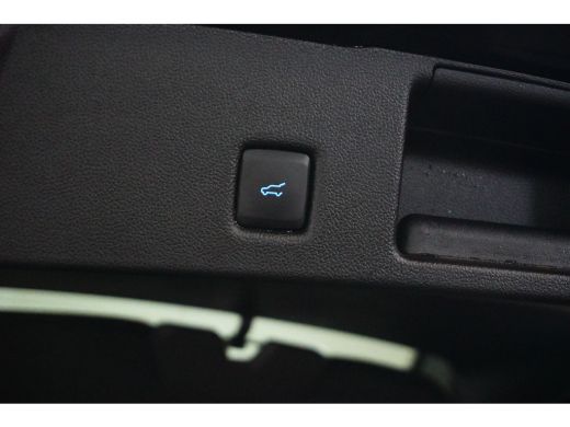 Ford Kuga 2.5 PHEV Active X | Wegklap Trekhaak | Pano-dak | Verlengde garantie tot 09-2028! | ALLE opties |... ActivLease financial lease