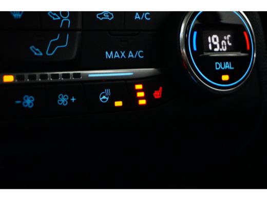 Ford Kuga 2.5 PHEV Vignale | Pano-dak | Trekhhaak | Head-Up Display | Full LED verlichting | Leder | B&O au... ActivLease financial lease