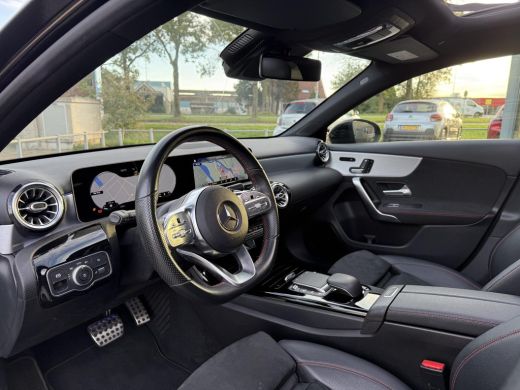 Mercedes-Benz A-Klasse 180 Aut. Sol. AMG Sport Ed. | Panorama | Burmester | Memory | Multi Beam | ActivLease financial lease