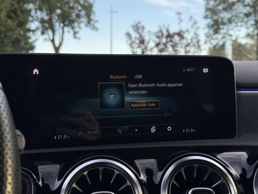 Mercedes-Benz A-Klasse 180 Aut. Sol. AMG Sport Ed. | Panorama | Burmester | Memory | Multi Beam | ActivLease financial lease