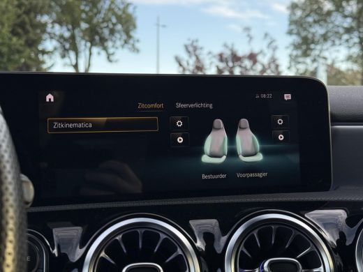 Mercedes-Benz A-Klasse 180 Aut. Sol. AMG Sport Ed. | Panorama | Burmester | Memory | Multi Beam | ActivLease financial lease