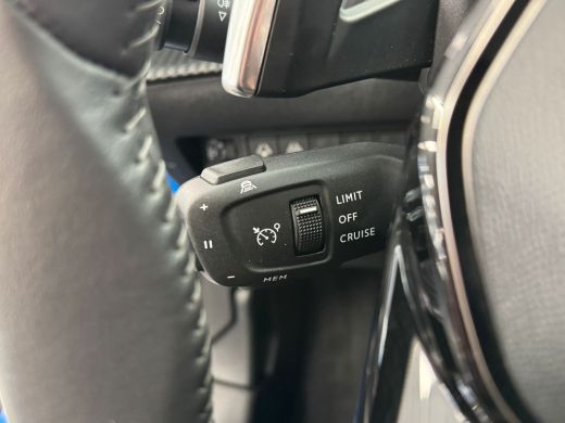 Peugeot 208 1.2 PureTech Allure Pack | Airco (automatisch) | Apple Carplay/Android Auto|telefoonintegratie pr... ActivLease financial lease
