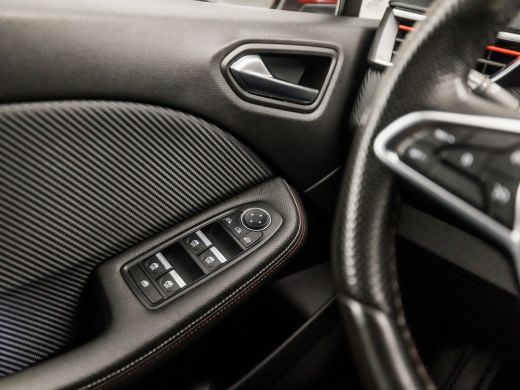 Renault Clio 1.0 TCe R.S. Line (VIRTUAL COCKPIT, APPLE CARPLAY, GROOT NAVI, CLIMATE, BOSE AUDIO, LEDER, SPORTS... ActivLease financial lease