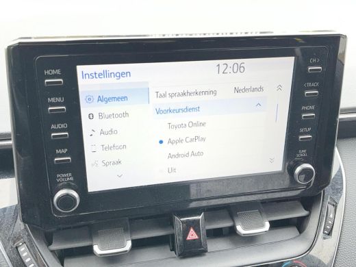 Toyota Corolla Touring Sports 1.8 Hybrid Active | Parkeersensoren | Stoelverwarming | Navigatiesysteem | ActivLease financial lease