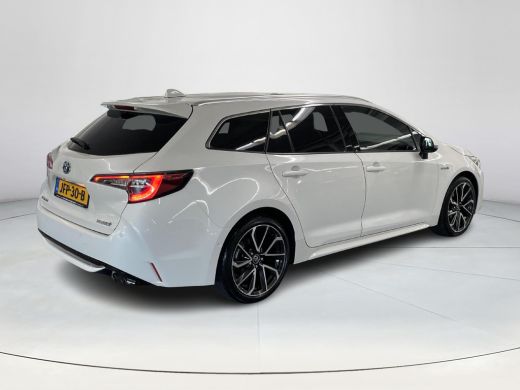 Toyota Corolla Touring Sports 2.0 Hybrid Premium ActivLease financial lease