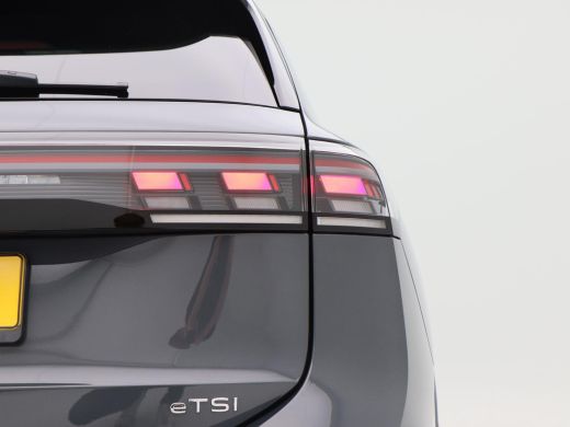 Volkswagen Tiguan 1.5 eTSi 130 Pk Automaat Life Edition | Carplay | Trekhaak | Adaptive Cruise | Climate Control | ... ActivLease financial lease