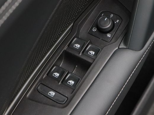 Volkswagen Tiguan 1.5 eTSi 130 Pk Automaat Life Edition | Carplay | Trekhaak | Adaptive Cruise | Climate Control | ... ActivLease financial lease