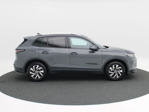 Volkswagen Tiguan 1.5 eTSi 130 Pk Automaat Life Edition | Carplay | Trekhaak | Adaptive Cruise | Climate Control | ... ActivLease financial lease