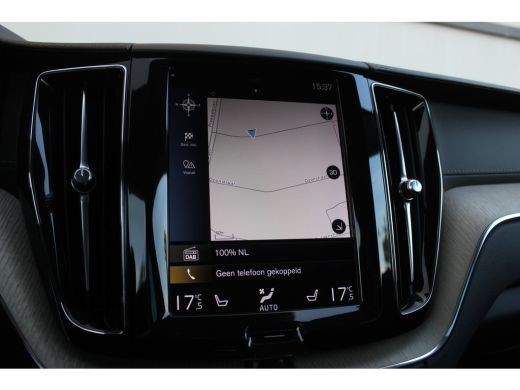 Volvo  XC60 2.0 T8 407 PK Twin Engine AWD Inscription | Luchtvering | HUD | Pano | ACC | BLIS | HK Audio | St... ActivLease financial lease