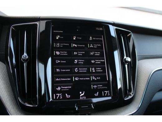 Volvo  XC60 2.0 T8 407 PK Twin Engine AWD Inscription | Luchtvering | HUD | Pano | ACC | BLIS | HK Audio | St... ActivLease financial lease