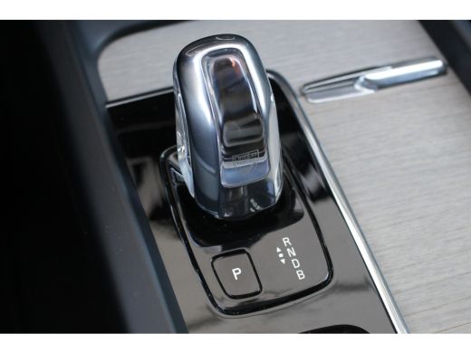 Volvo  XC60 2.0 T8 407 PK Twin Engine AWD Inscription | Luchtvering | HUD | Pano | ACC | BLIS | HK Audio | St... ActivLease financial lease