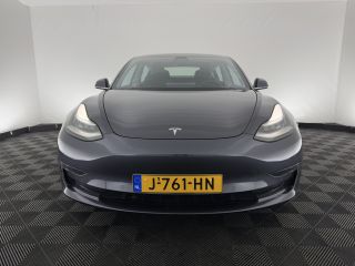 Tesla Model 3 Long Range AWD 75 kWh [ 3-Fase ] {SOH-89%} (INCL-BTW) Aut. *PANO | AUTO-PILOT | LUXURY-LEATHER | ...